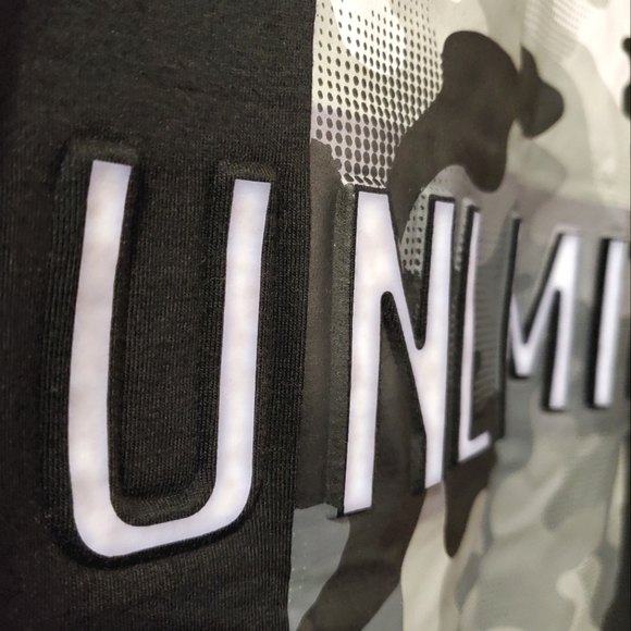 Unlimited 3D texture camo tee - Men's Size S  (NWT) - Picture 3 of 7